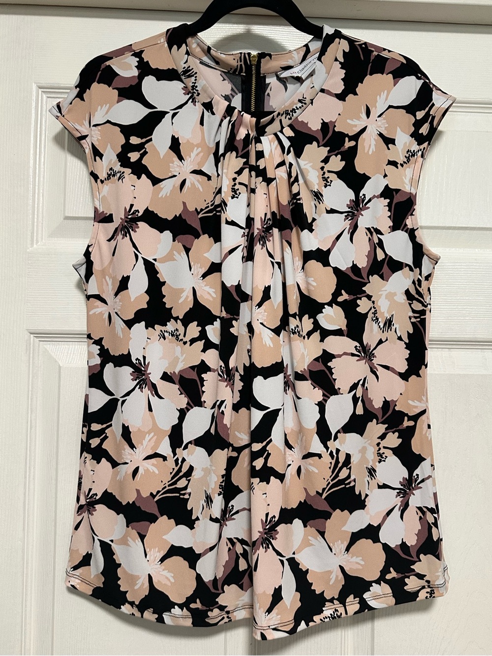 Liz Claiborne Women’s L Black Beige Floral Pleated Blouse